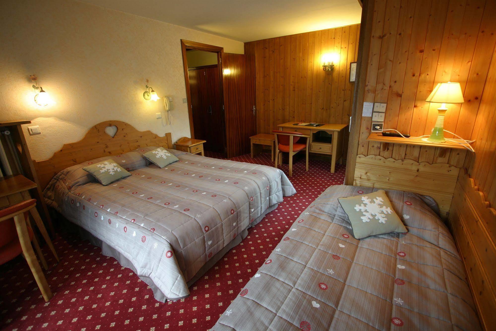 Chris-Tal Hotel Les Houches Exteriör bild